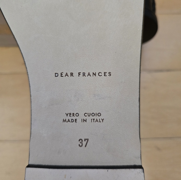 Dear Fraces Mica Flat - Picture 9 of 12